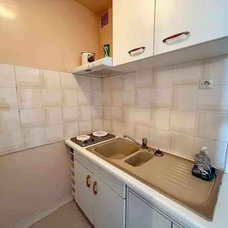 Avec Terrasse Proche - Fr-1-652-49 *