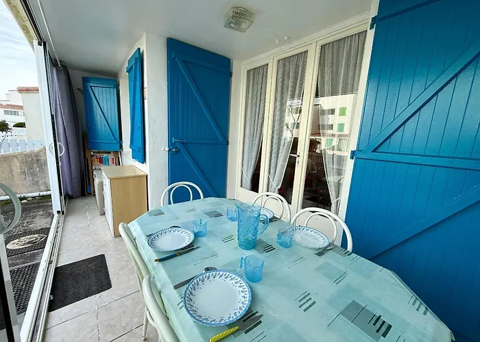 Appartement Avec Terrasse Proche - Fr-1-652-49 *